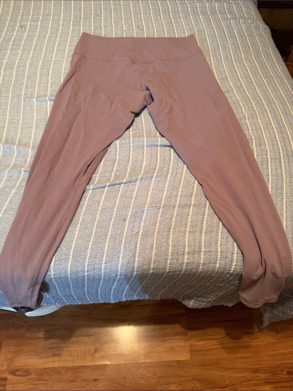 lululemon athletica Mauve/Brown High-Rise Leggings - Picture 2 of 4